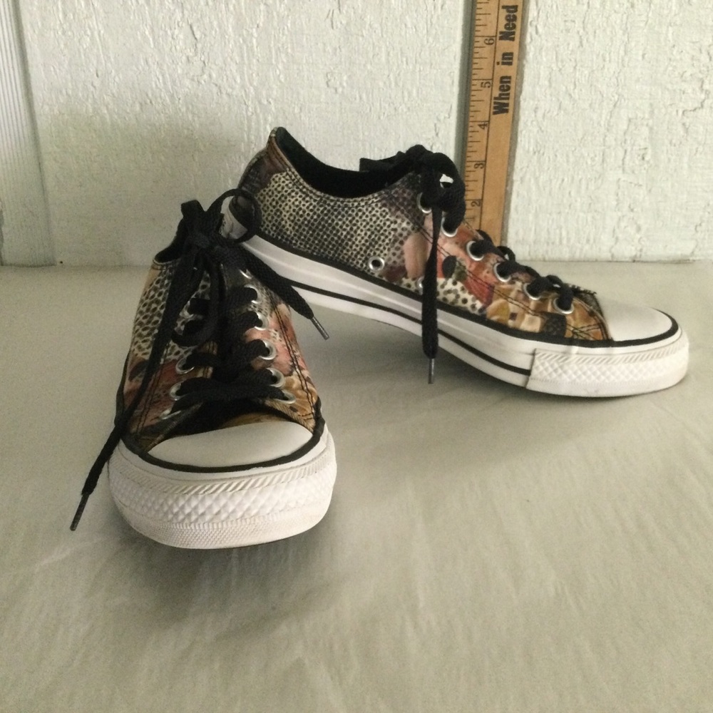 Converse Chuck Taylor All Star OX Digital Floral Sneaker Shoe Size 6.5